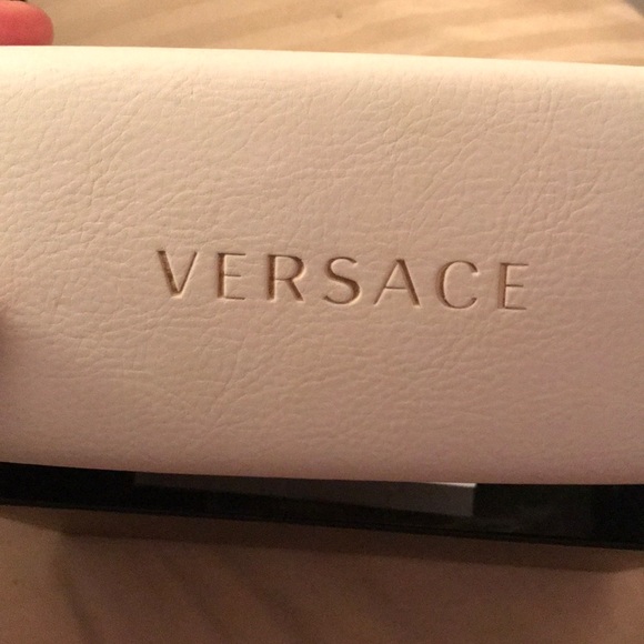 Authentic Versace sunglasses w/ logo on side - Picture 2 of 8